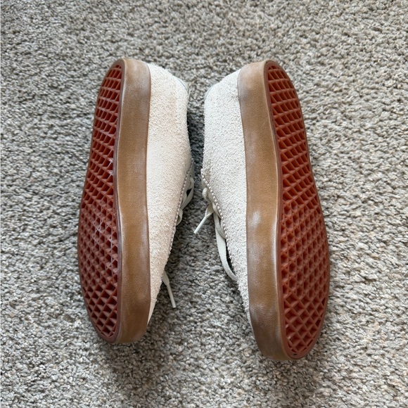 Vans Cream and Green Sneakers - Picture 3 of 5